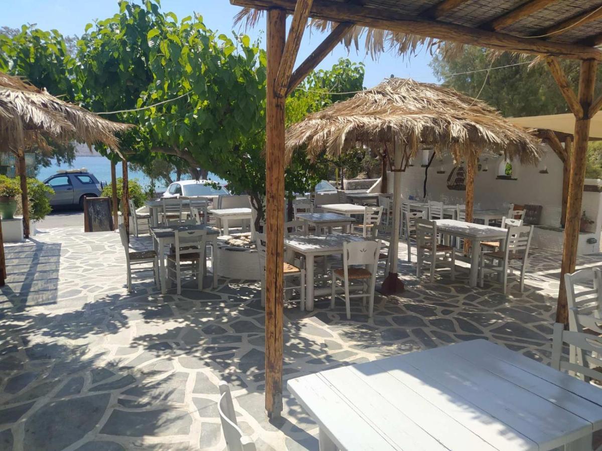 Kantouni Guest House By The Sea Batsi  Luaran gambar