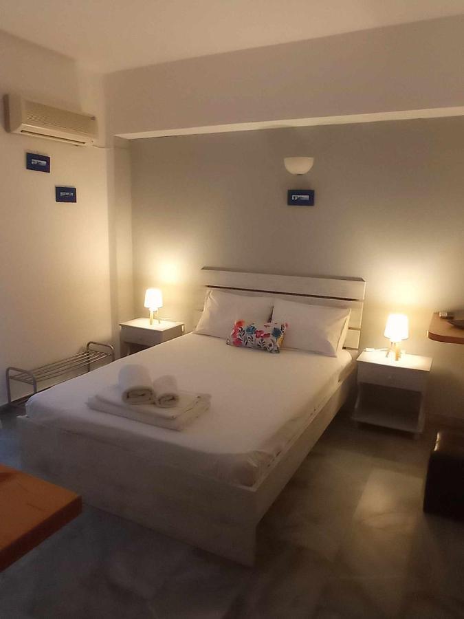 Kantouni Guest House By The Sea Batsi  Luaran gambar
