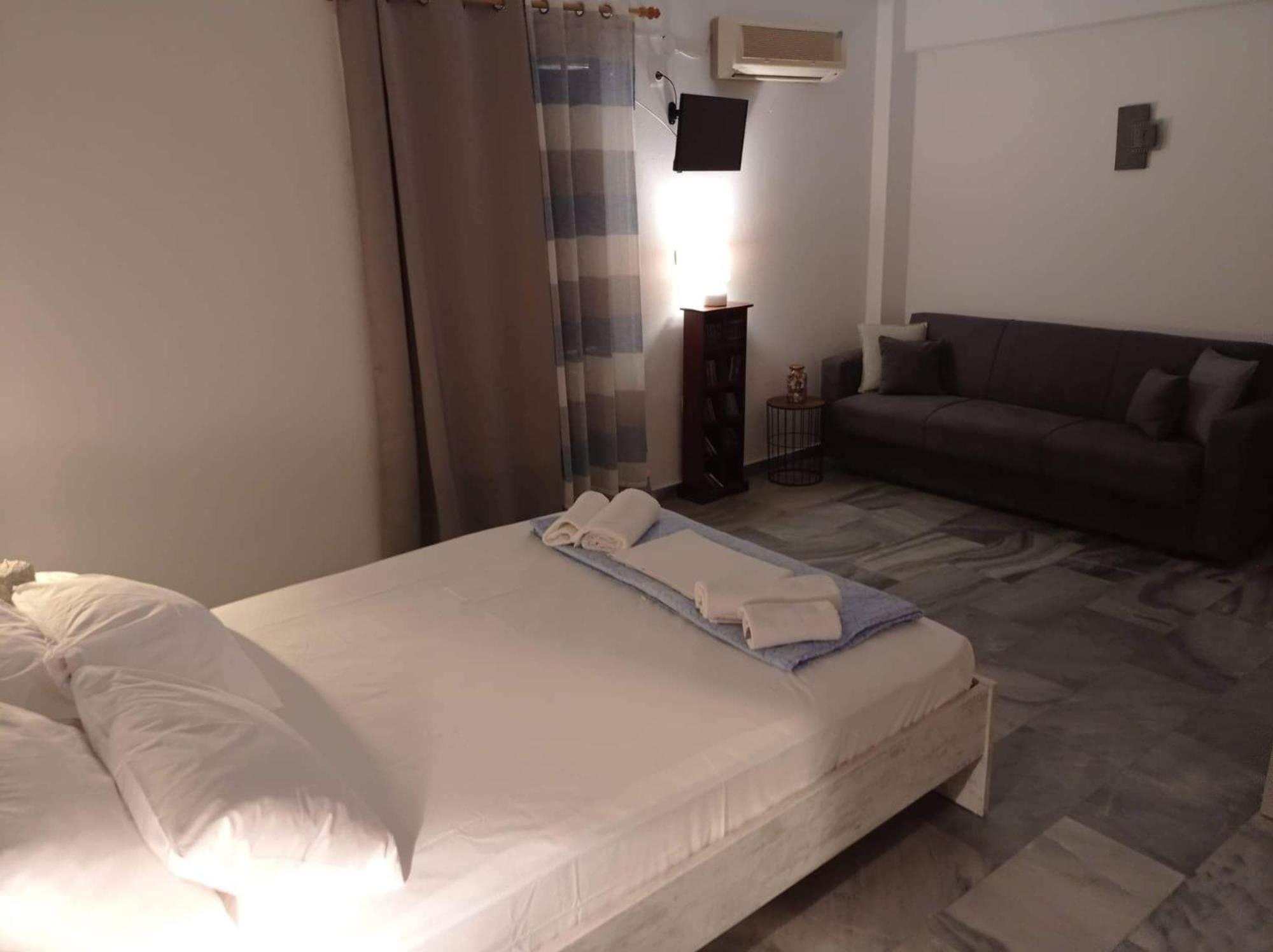 Kantouni Guest House By The Sea Batsi  Bilik gambar